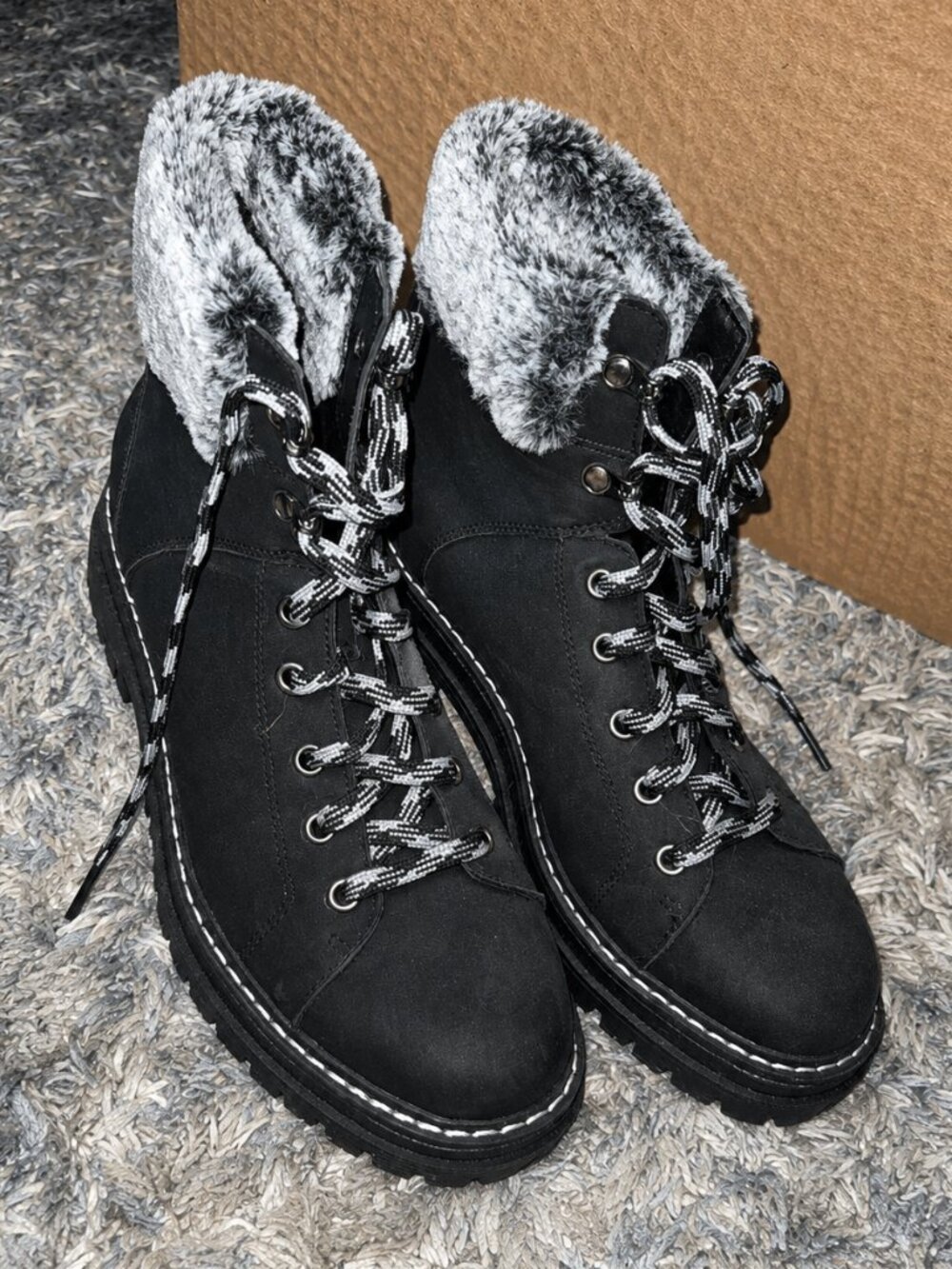 Time & Tru Women (Faux) Fur Lined Boots